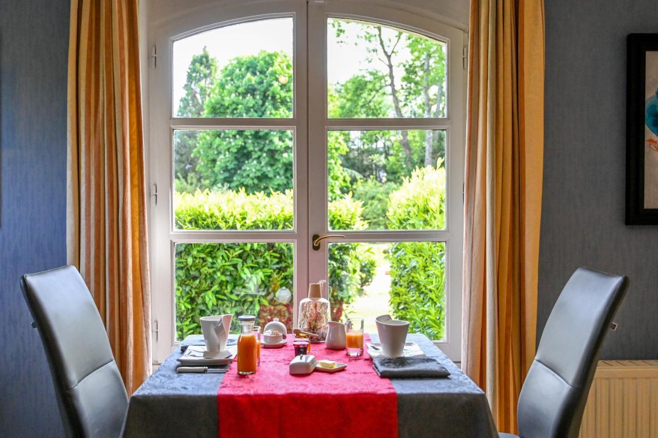 Bed and Breakfast La Fontaine Dort Tessy-sur-Vire Exterior foto